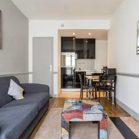 Au Coeur Du Marais Saint-paul 아파트